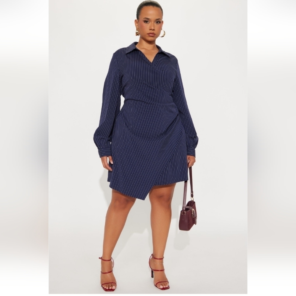 Fashion Nova Valeria Pinstripe Mini Dress - Navy Size 1X (14/16) (NWOT)